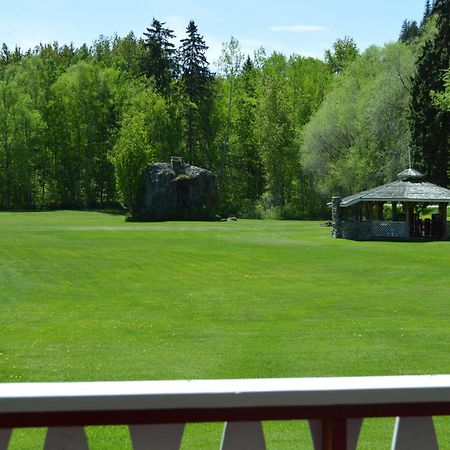 Rivermount Motel Little Fort Exteriér fotografie
